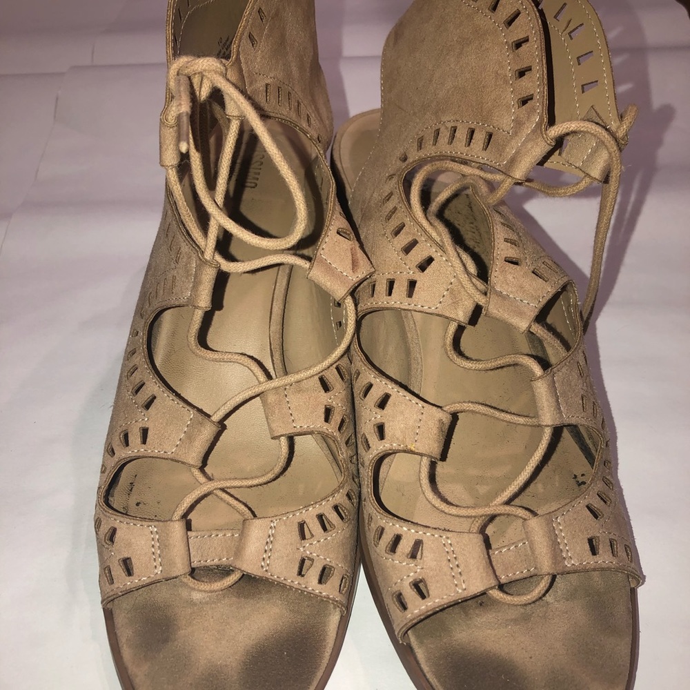 Lace up block heels